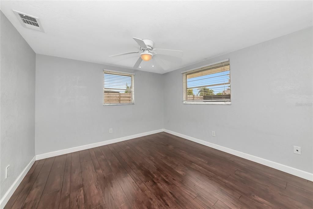 En Venta: $389,999 (2 camas, 1 baños, 1280 Pies cuadrados)