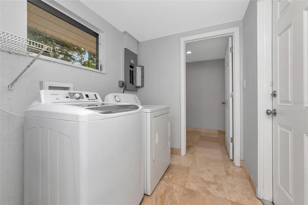 En Venta: $389,999 (2 camas, 1 baños, 1280 Pies cuadrados)