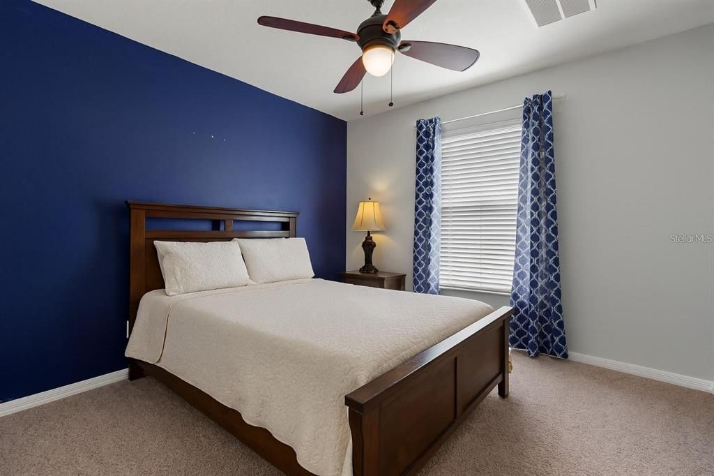 For Sale: $255,000 (3 beds, 2 baths, 1455 Square Feet)