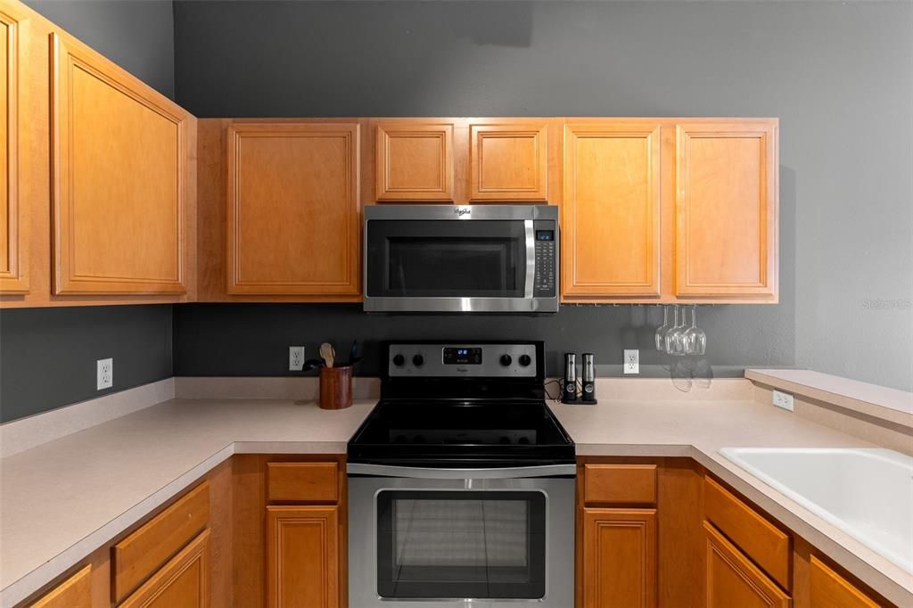 For Sale: $255,000 (3 beds, 2 baths, 1455 Square Feet)