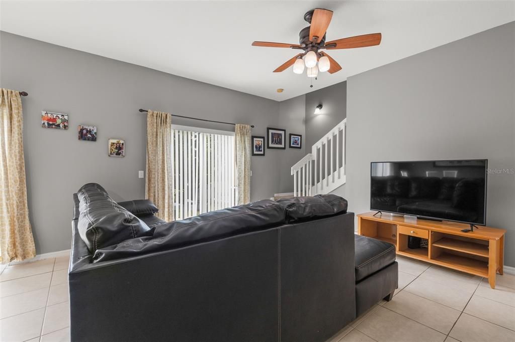 For Sale: $255,000 (3 beds, 2 baths, 1455 Square Feet)