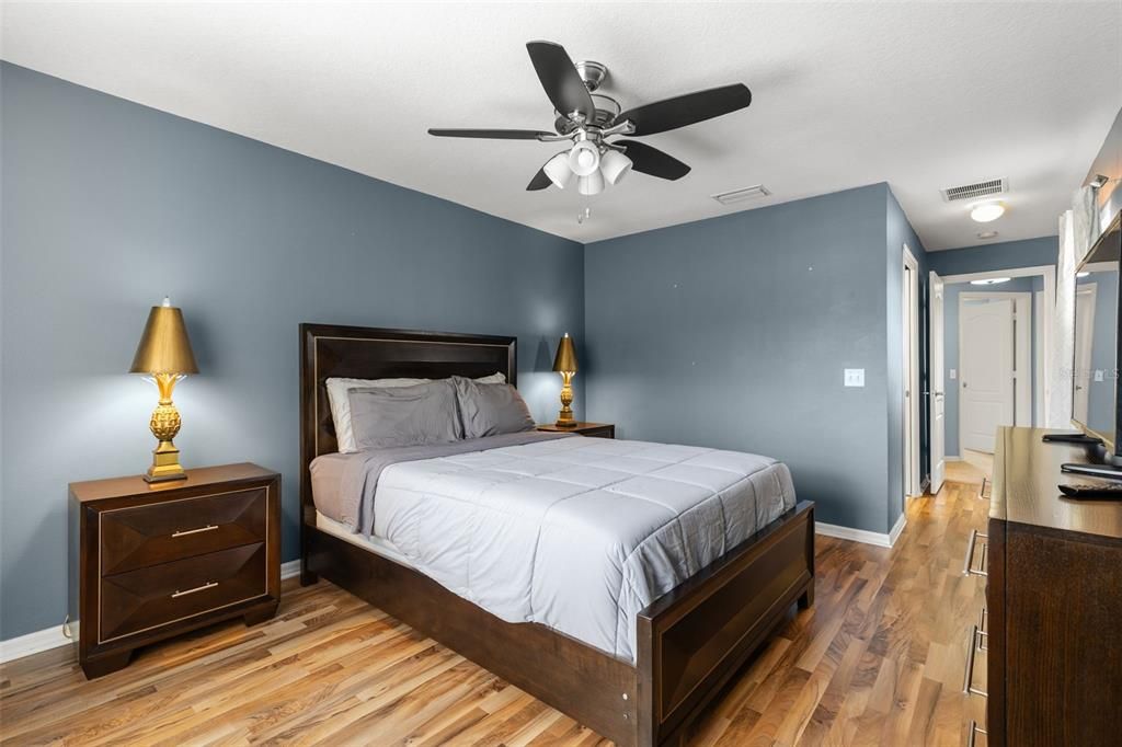 For Sale: $255,000 (3 beds, 2 baths, 1455 Square Feet)