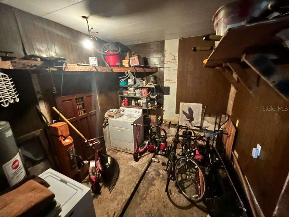 For Sale: $150,000 (3 beds, 1 baths, 1128 Square Feet)