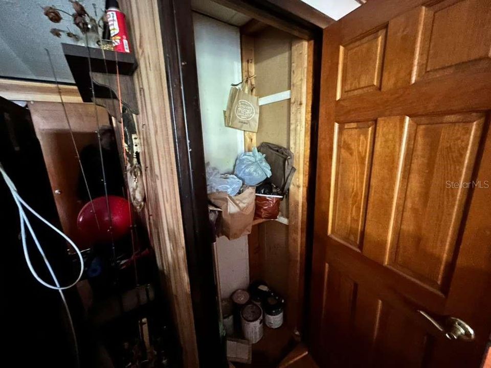 For Sale: $150,000 (3 beds, 1 baths, 1128 Square Feet)