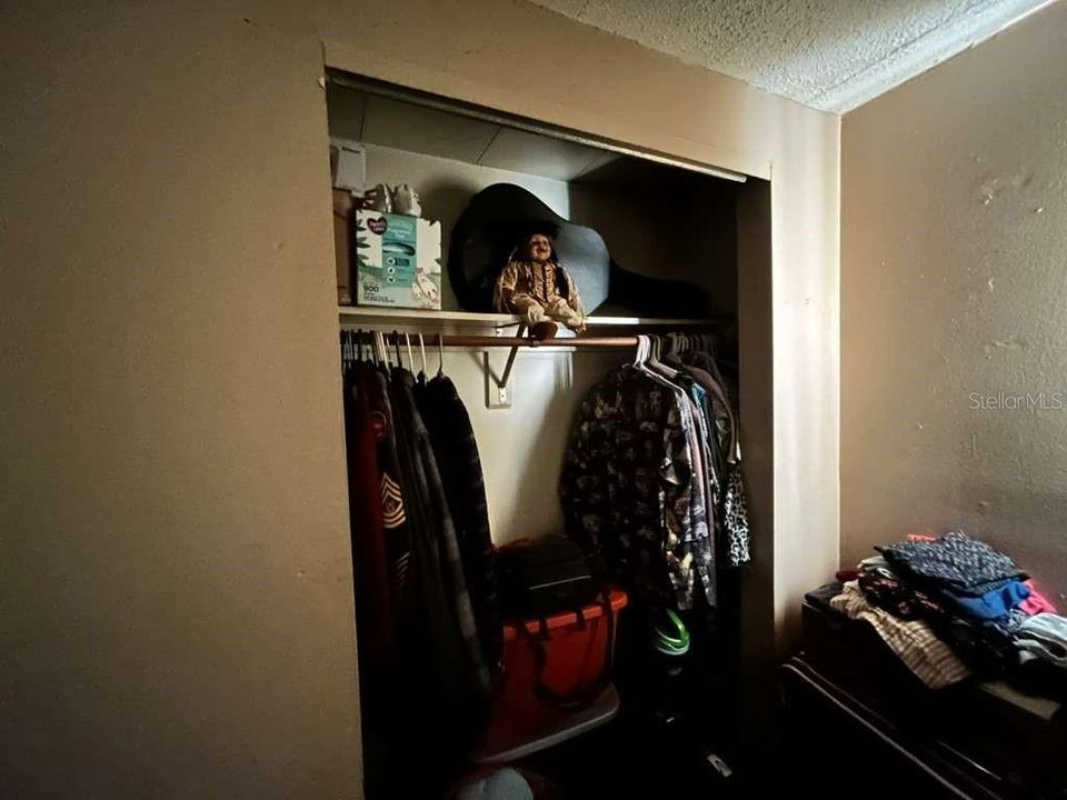 For Sale: $150,000 (3 beds, 1 baths, 1128 Square Feet)