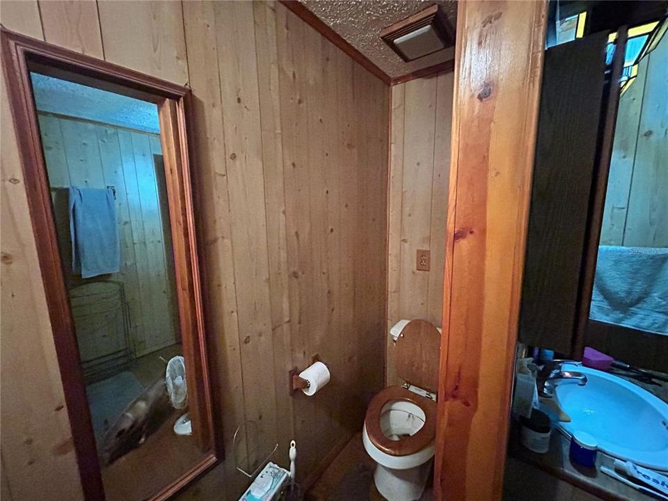 For Sale: $150,000 (3 beds, 1 baths, 1128 Square Feet)