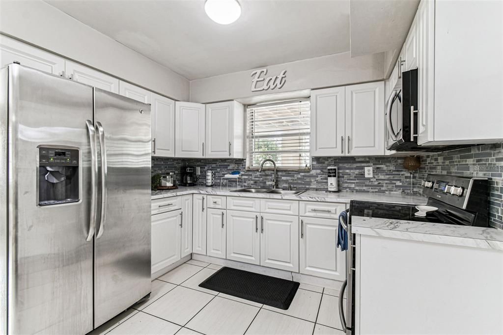 待售: $329,900 (3 贝兹, 2 浴室, 970 平方英尺)