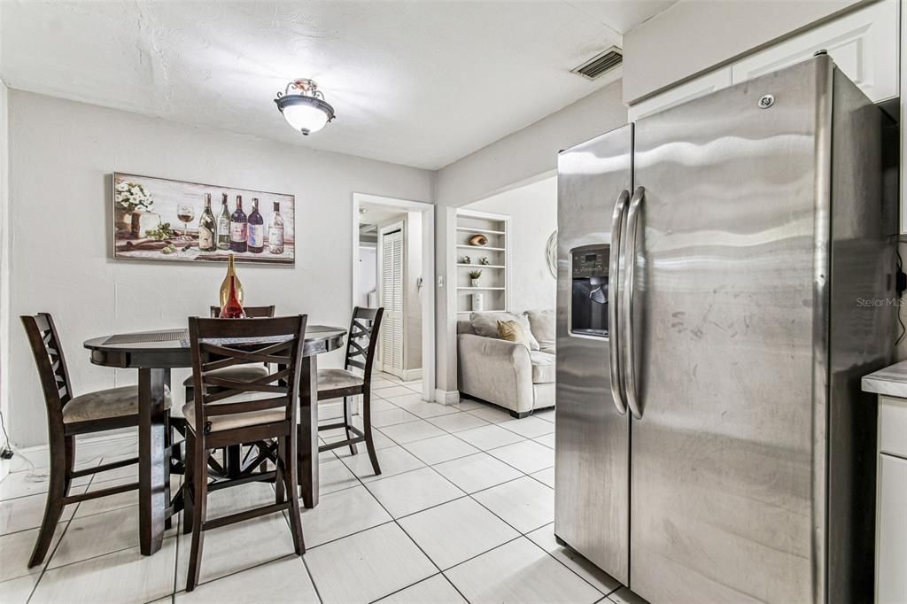 待售: $329,900 (3 贝兹, 2 浴室, 970 平方英尺)