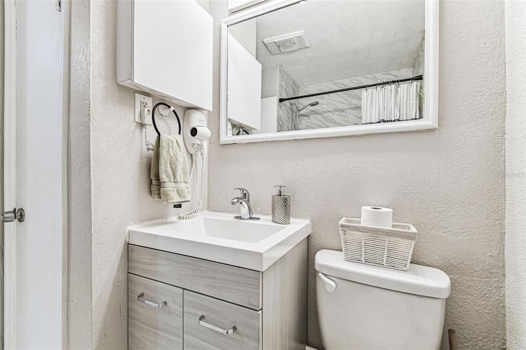 待售: $329,900 (3 贝兹, 2 浴室, 970 平方英尺)