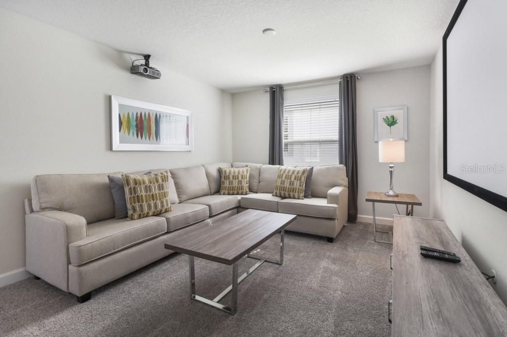 For Rent: $3,300 (6 beds, 5 baths, 3291 Square Feet)