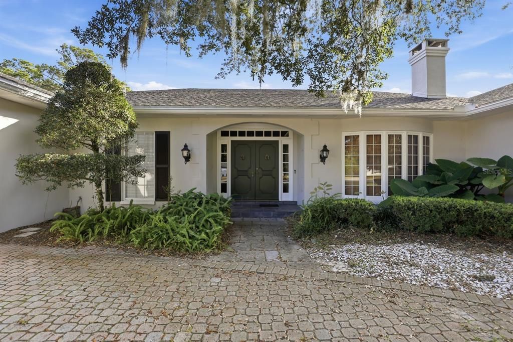 For Rent: $3,600 (3 beds, 3 baths, 3812 Square Feet)