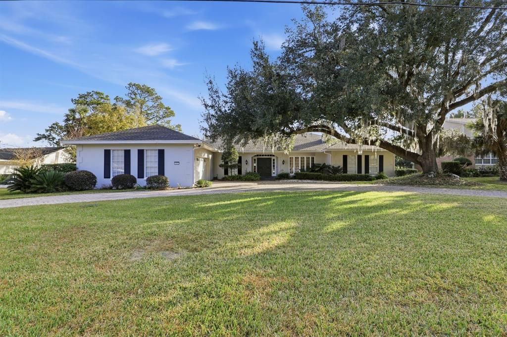 For Rent: $3,600 (3 beds, 3 baths, 3812 Square Feet)