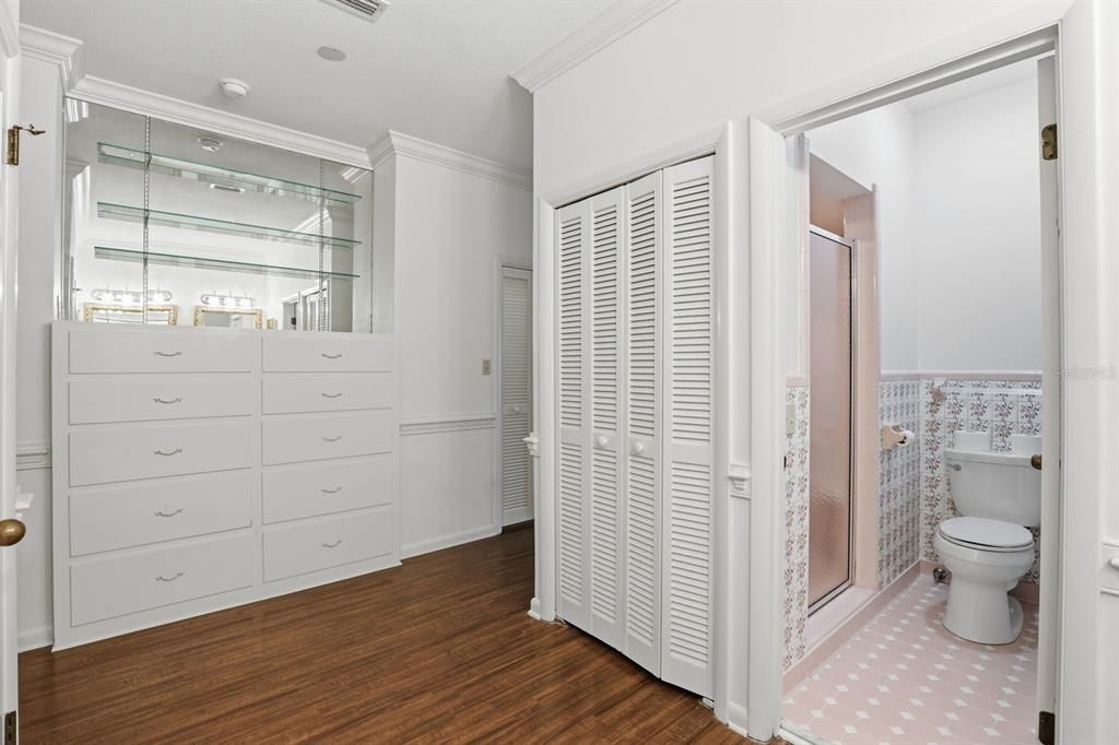 For Rent: $3,600 (3 beds, 3 baths, 3812 Square Feet)