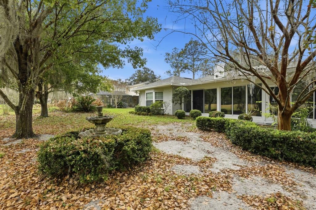 For Rent: $3,600 (3 beds, 3 baths, 3812 Square Feet)