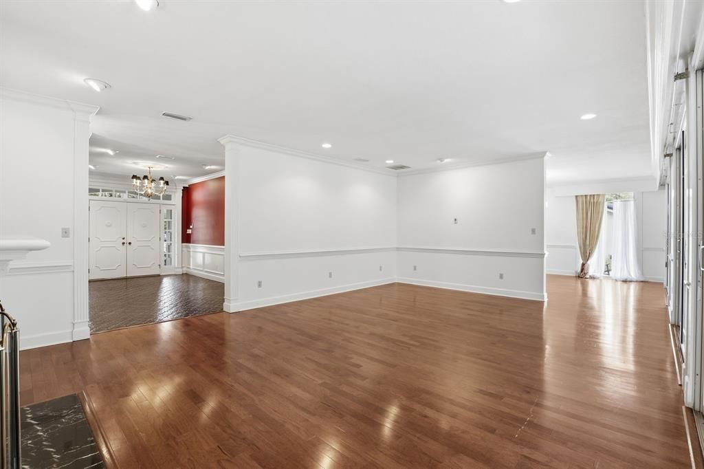 For Rent: $3,600 (3 beds, 3 baths, 3812 Square Feet)