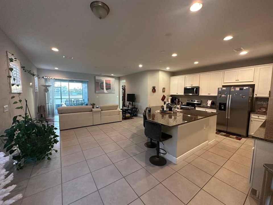 待售: $539,000 (4 贝兹, 3 浴室, 2587 平方英尺)