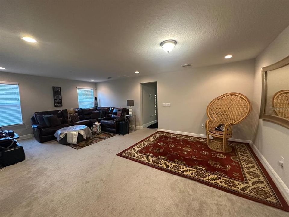 待售: $539,000 (4 贝兹, 3 浴室, 2587 平方英尺)