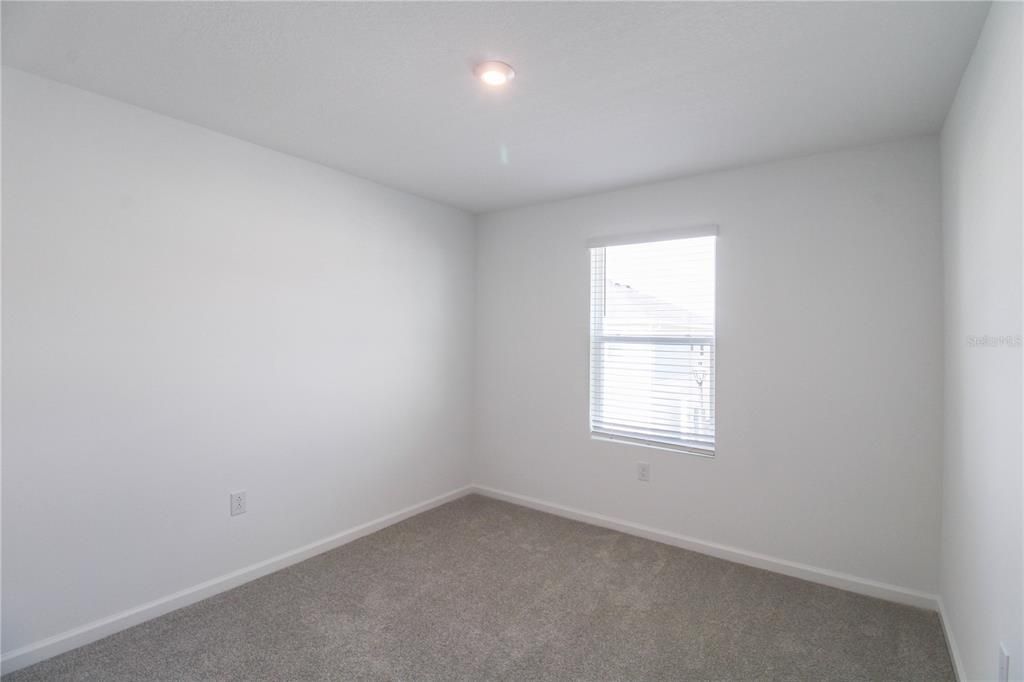 В аренду: $2,395 (4 спален, 2 ванн, 1678 Квадратных фут)