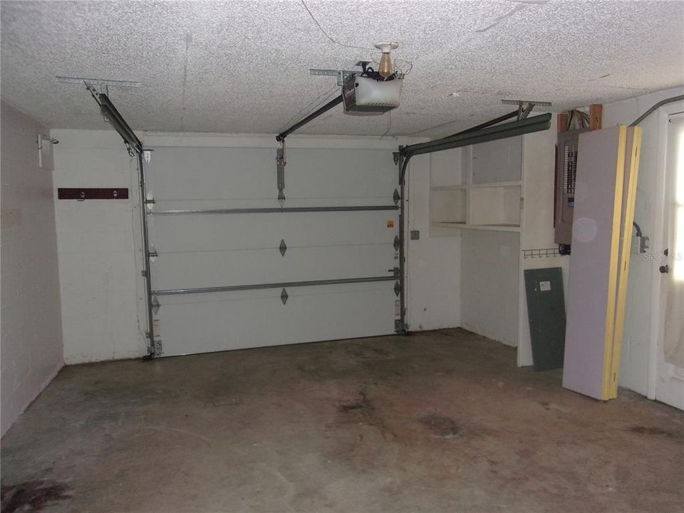 For Rent: $1,550 (2 beds, 2 baths, 1390 Square Feet)