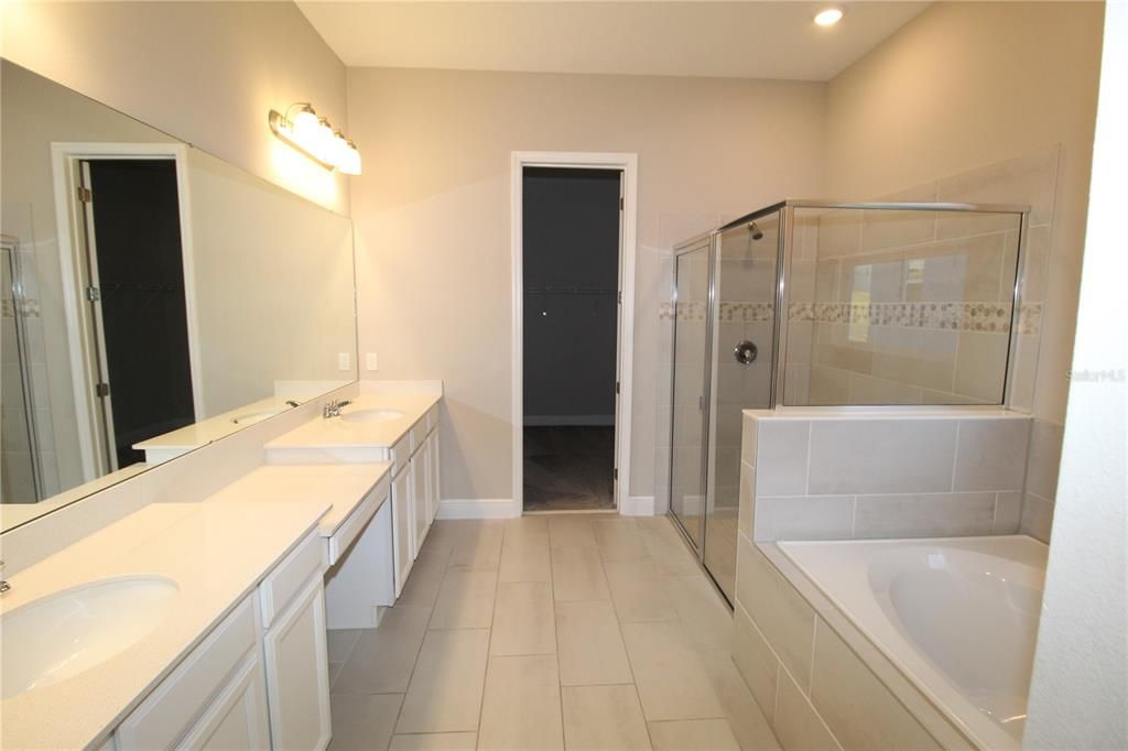 For Rent: $3,500 (4 beds, 3 baths, 2072 Square Feet)