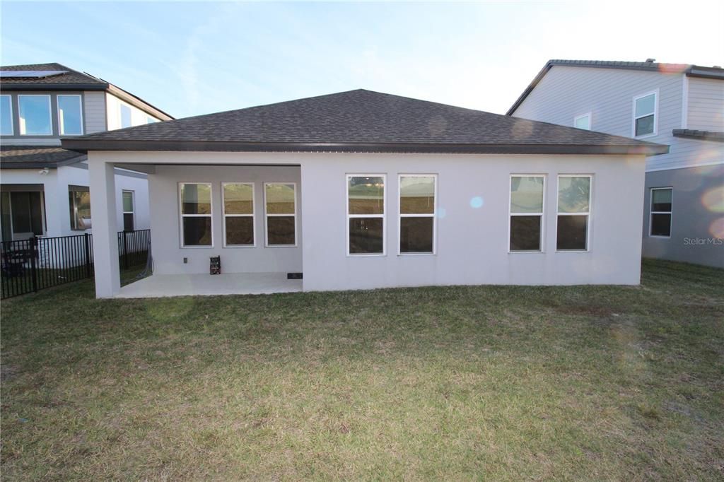 For Rent: $3,500 (4 beds, 3 baths, 2072 Square Feet)