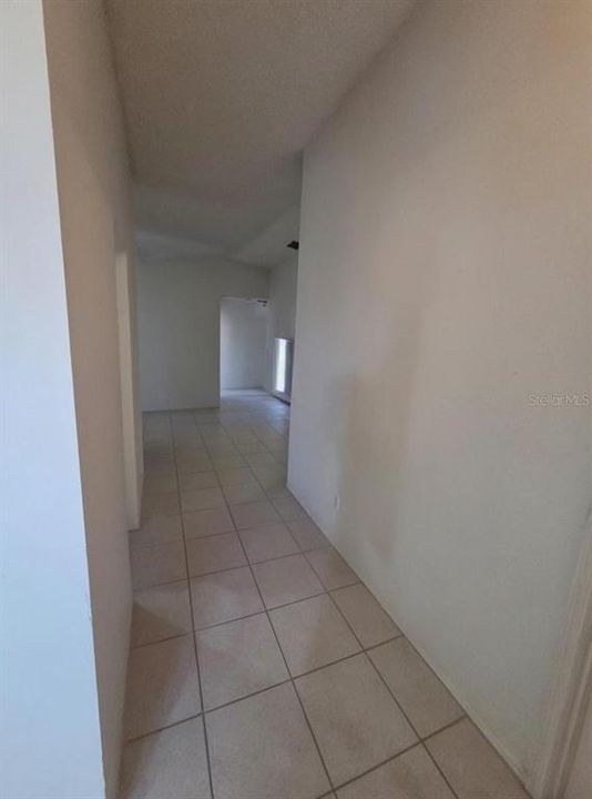 For Sale: $325,000 (4 beds, 2 baths, 1498 Square Feet)