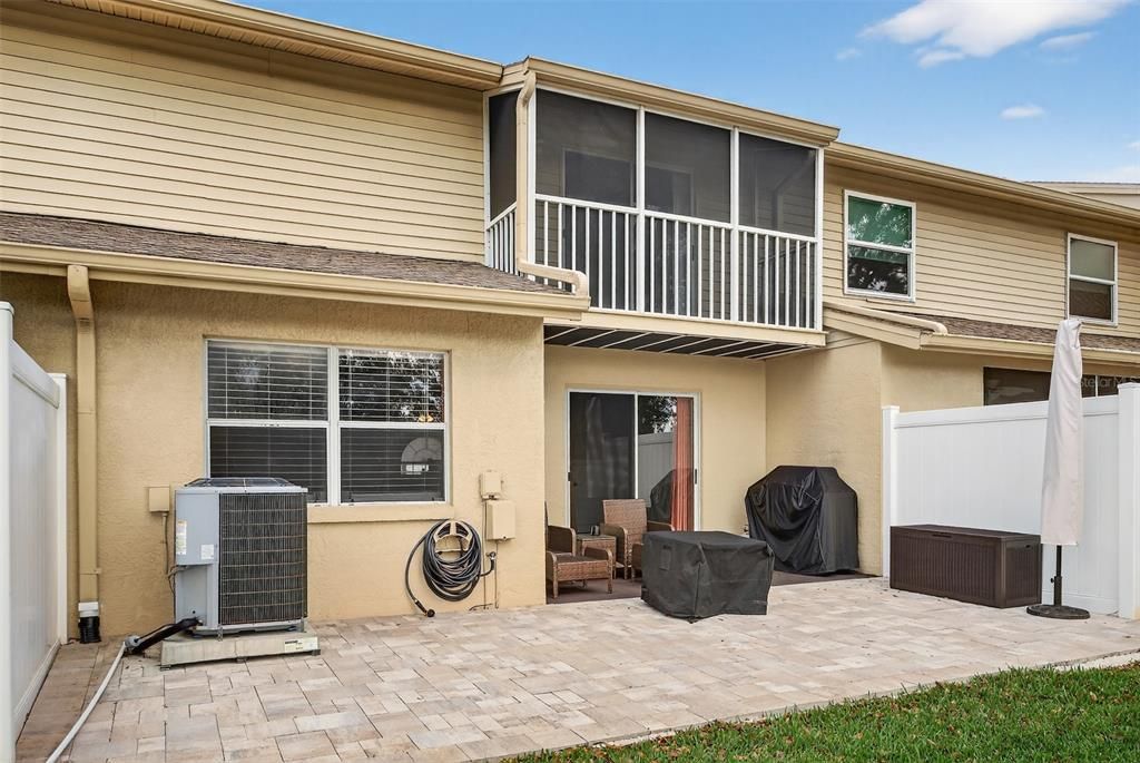 На продажу: $350,000 (3 спален, 2 ванн, 1658 Квадратных фут)