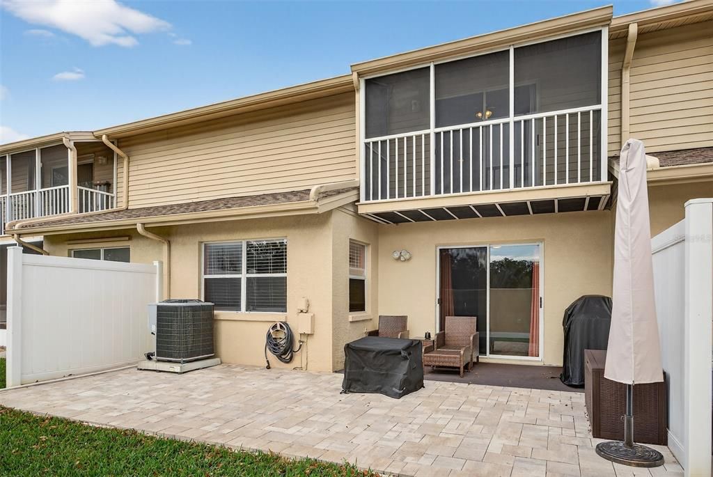 На продажу: $350,000 (3 спален, 2 ванн, 1658 Квадратных фут)