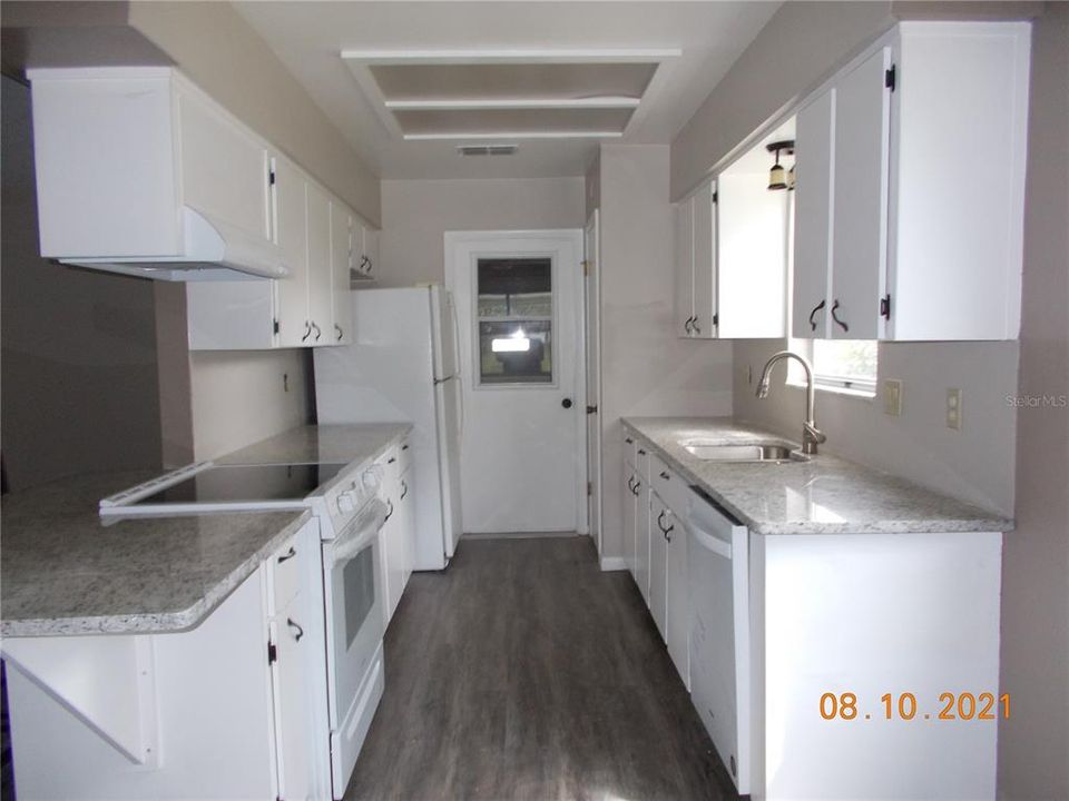 En Venta: $215,000 (2 camas, 2 baños, 1418 Pies cuadrados)