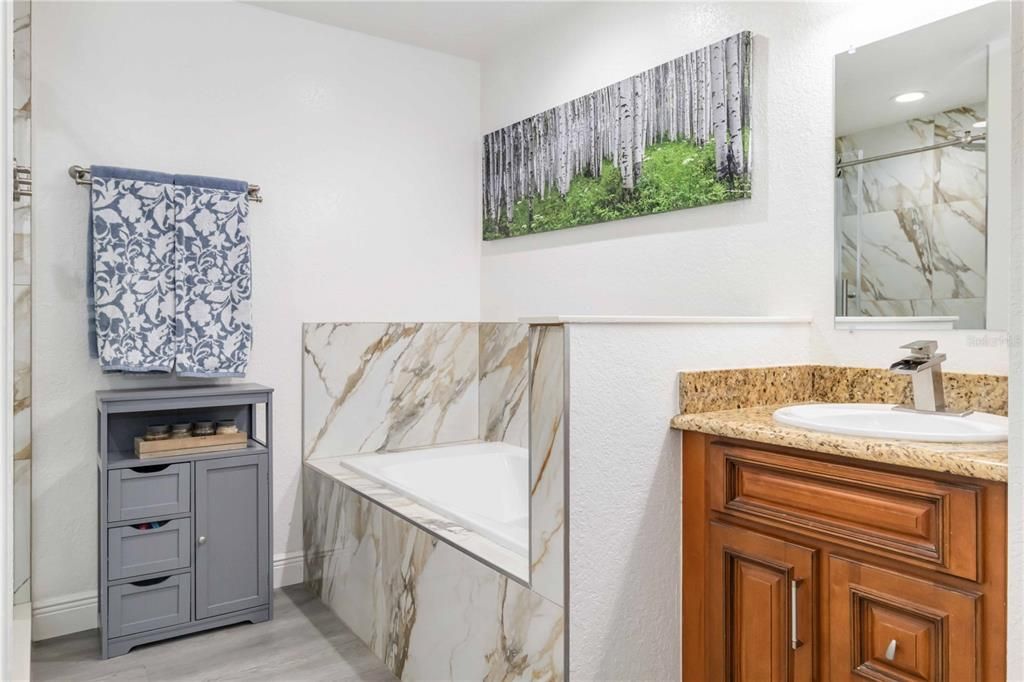 На продажу: $375,000 (3 спален, 2 ванн, 2312 Квадратных фут)