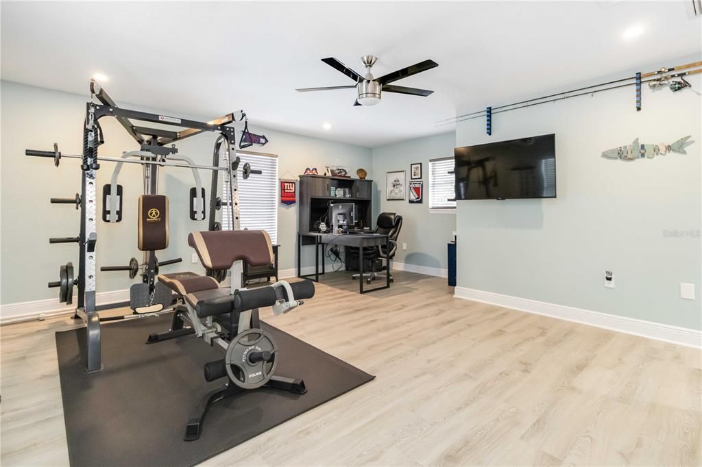 На продажу: $375,000 (3 спален, 2 ванн, 2312 Квадратных фут)