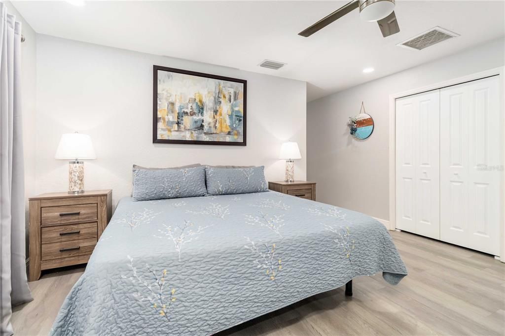 На продажу: $375,000 (3 спален, 2 ванн, 2312 Квадратных фут)