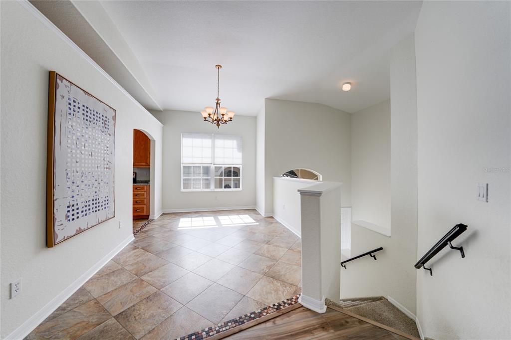 На продажу: $372,000 (3 спален, 2 ванн, 2079 Квадратных фут)