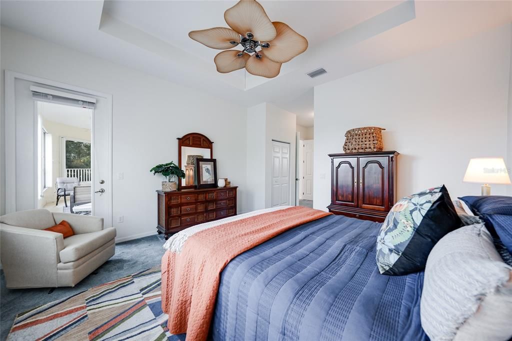 На продажу: $372,000 (3 спален, 2 ванн, 2079 Квадратных фут)