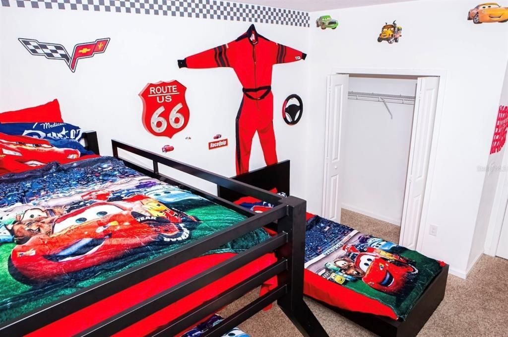 En Venta: $775,000 (6 camas, 6 baños, 3451 Pies cuadrados)