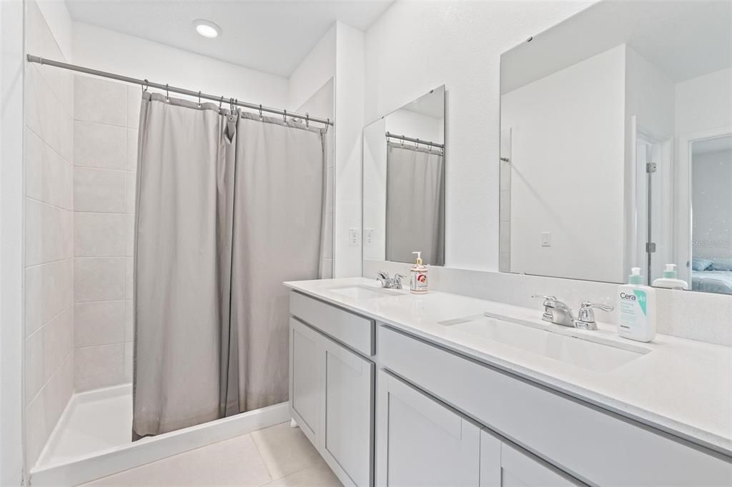 待售: $329,990 (3 贝兹, 2 浴室, 1432 平方英尺)