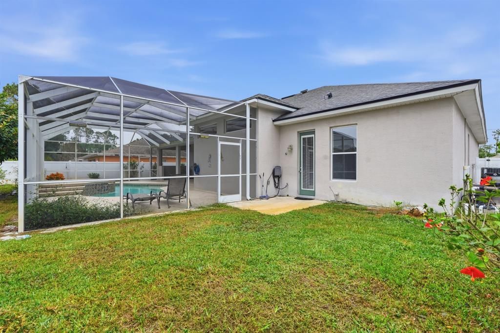 For Sale: $565,000 (3 beds, 2 baths, 2396 Square Feet)