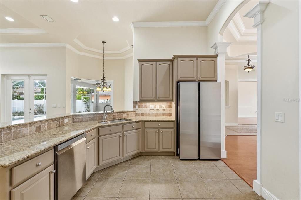 For Sale: $565,000 (3 beds, 2 baths, 2396 Square Feet)