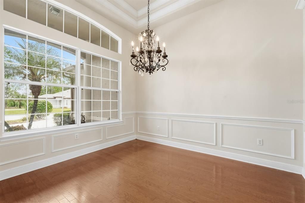 For Sale: $565,000 (3 beds, 2 baths, 2396 Square Feet)