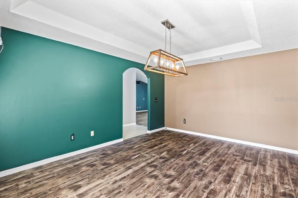 出租: $2,200 (3 贝兹, 2 浴室, 1859 平方英尺)