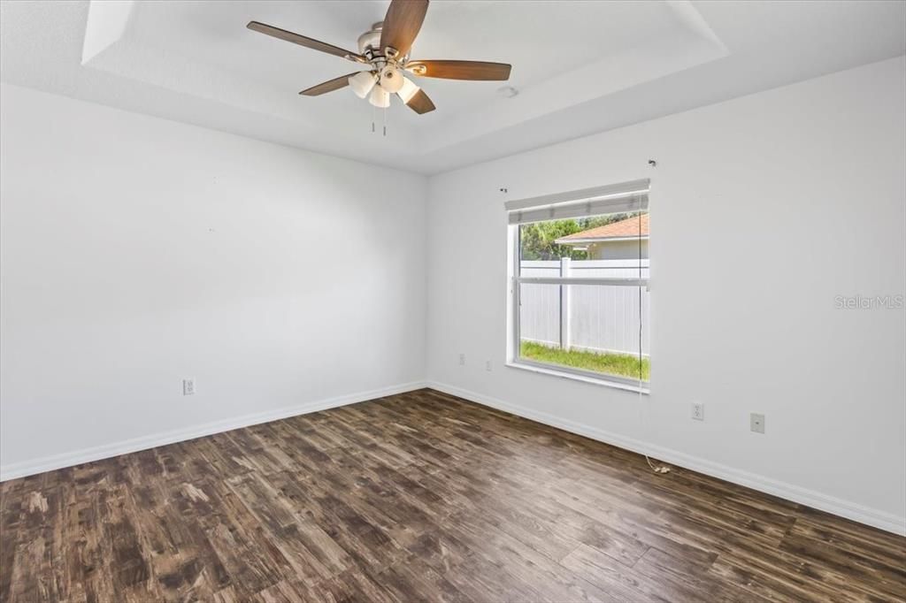 出租: $2,200 (3 贝兹, 2 浴室, 1859 平方英尺)