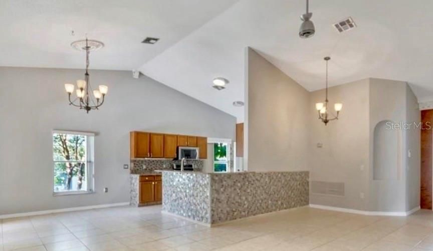 出租: $2,600 (4 贝兹, 2 浴室, 1546 平方英尺)