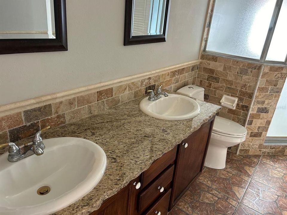 En Renta: $2,250 (4 camas, 2 baños, 1546 Pies cuadrados)