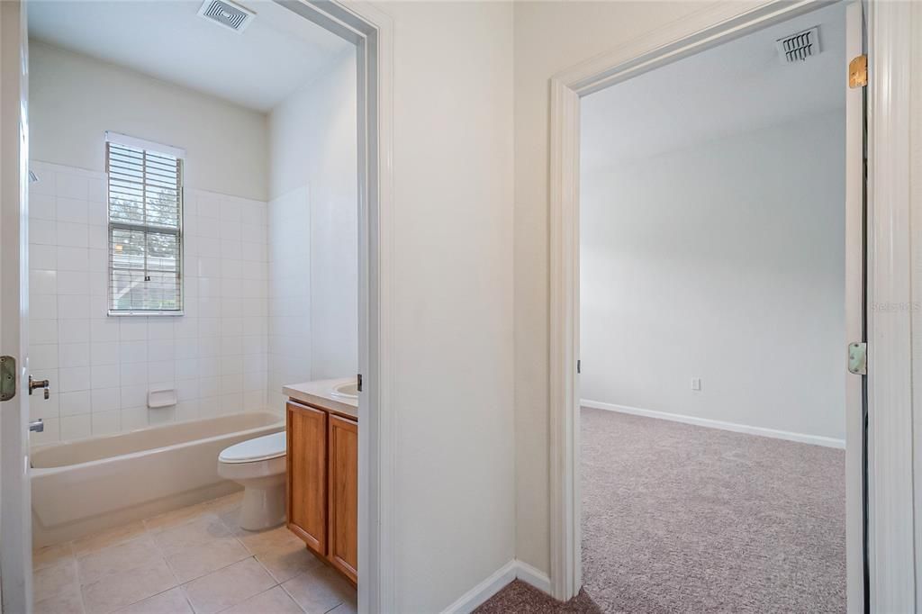 For Sale: $238,800 (3 beds, 2 baths, 1495 Square Feet)