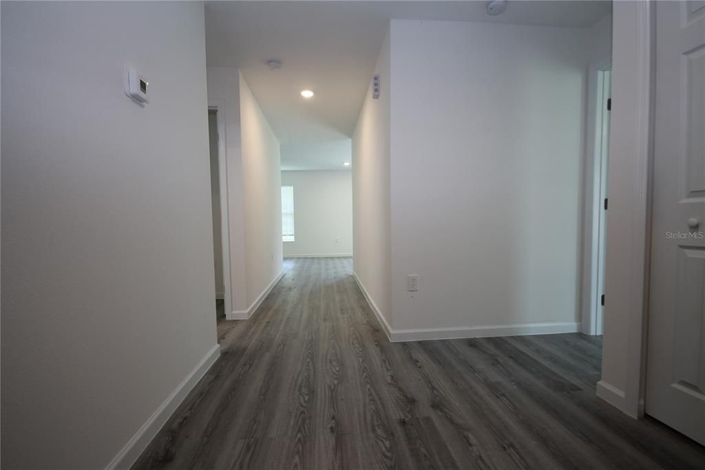 For Rent: $1,499 (3 beds, 2 baths, 1374 Square Feet)