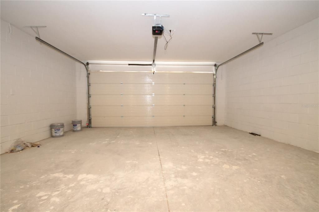 For Rent: $1,499 (3 beds, 2 baths, 1374 Square Feet)