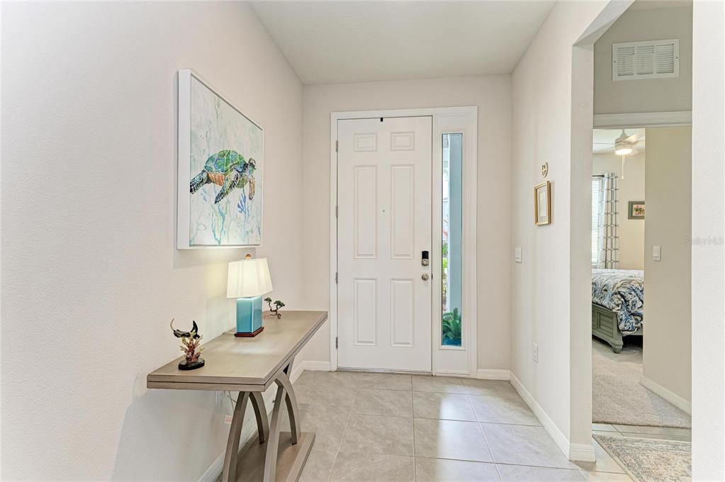 待售: $459,900 (4 贝兹, 2 浴室, 2036 平方英尺)