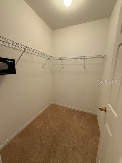 For Rent: $2,100 (3 beds, 2 baths, 1478 Square Feet)