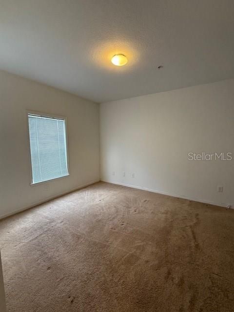 For Rent: $2,100 (3 beds, 2 baths, 1478 Square Feet)