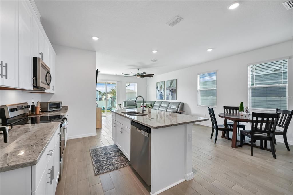 For Sale: $475,000 (4 beds, 2 baths, 2226 Square Feet)